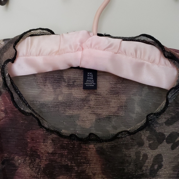 American Eagle ladies camisole blouse - Picture 5 of 11